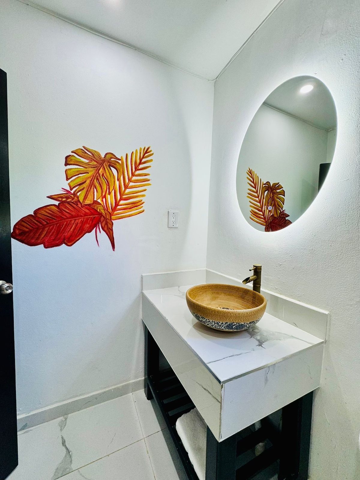 Private bathroom vanity